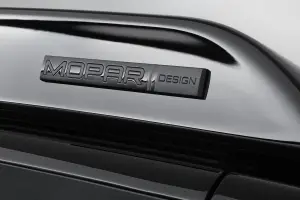 Dodge Challenger Mopar '17 - 19