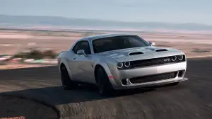 Dodge Challenger MY 2019 - 15