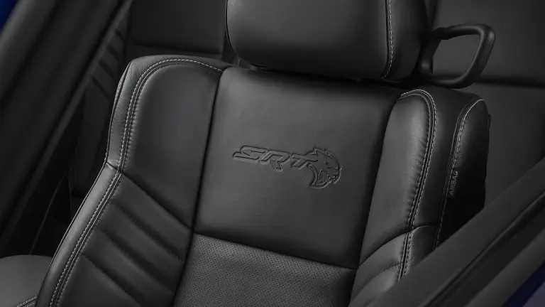 Dodge Challenger MY 2019 - 37