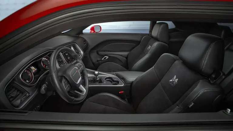 Dodge Challenger MY 2019 - 66