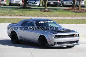 Dodge Challenger SRT Demon foto spia 10 Aprile 2017