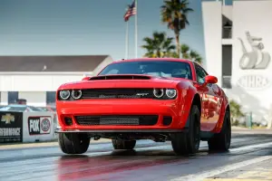 Dodge Challenger SRT Demon - 38