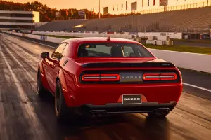 Dodge Challenger SRT Demon - 13