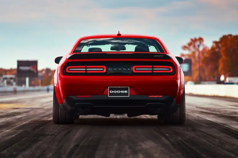 Dodge Challenger SRT Demon - 15