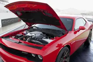 Dodge Challenger SRT Hellcat dati tecnici