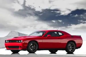 Dodge Challenger SRT Hellcat dati tecnici