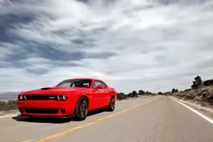 Dodge Challenger SRT Hellcat dati tecnici