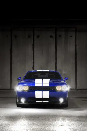 Dodge Challenger SRT8 2011