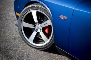 Dodge Challenger SRT8 2011
