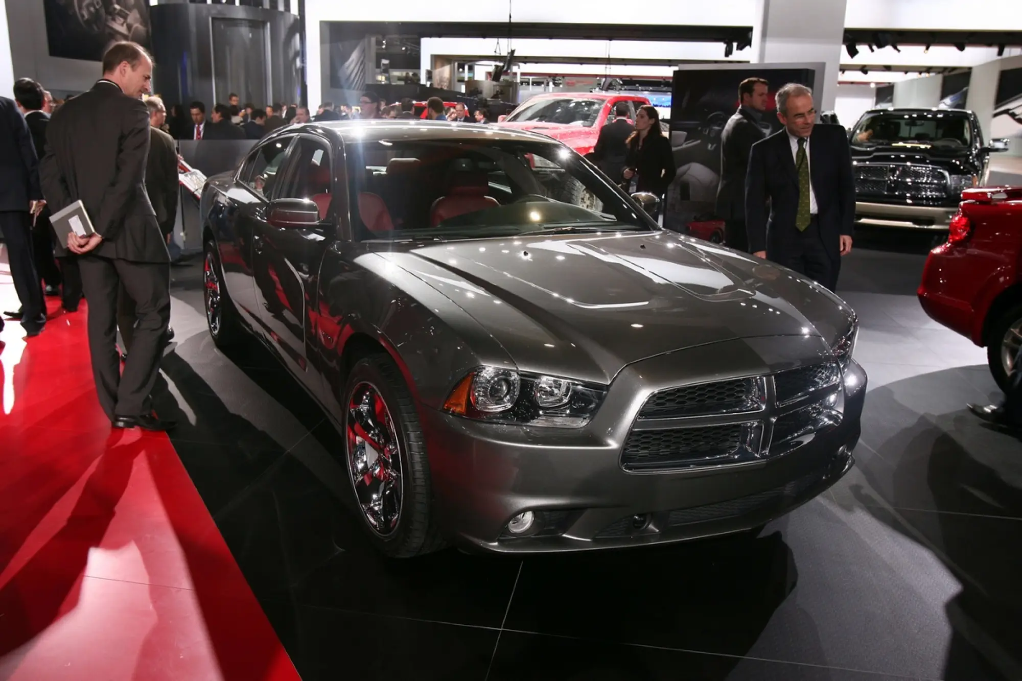 Dodge Charger AWD - Detroit 2011 - 8