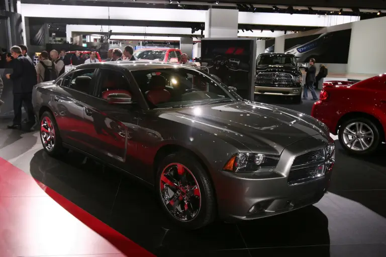 Dodge Charger AWD - Detroit 2011 - 11