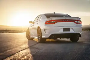 Dodge Charger SRT Hellcat 2015