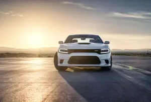 Dodge Charger SRT Hellcat 2015 - 40