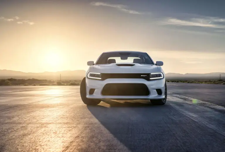 Dodge Charger SRT Hellcat 2015 - 40