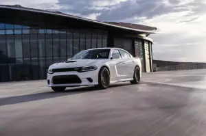 Dodge Charger SRT Hellcat - 27