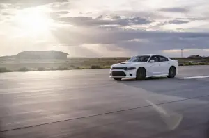 Dodge Charger SRT Hellcat - 90