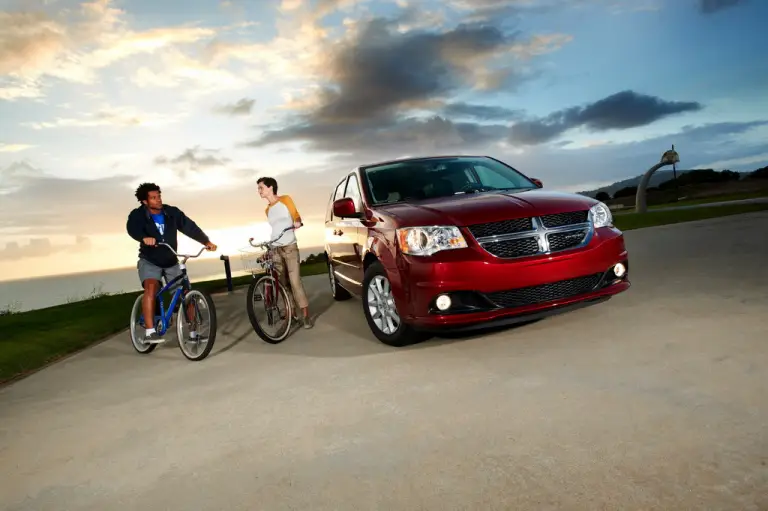 Dodge Grand Caravan 2011 - 4