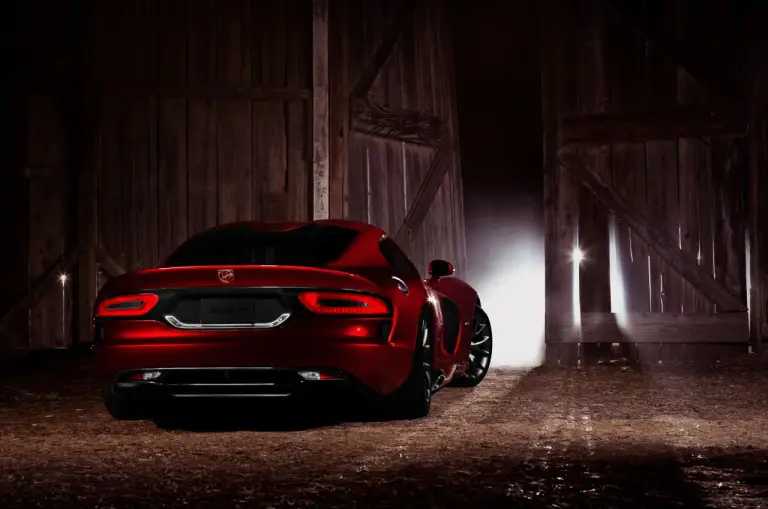 Dodge SRT Viper - 4