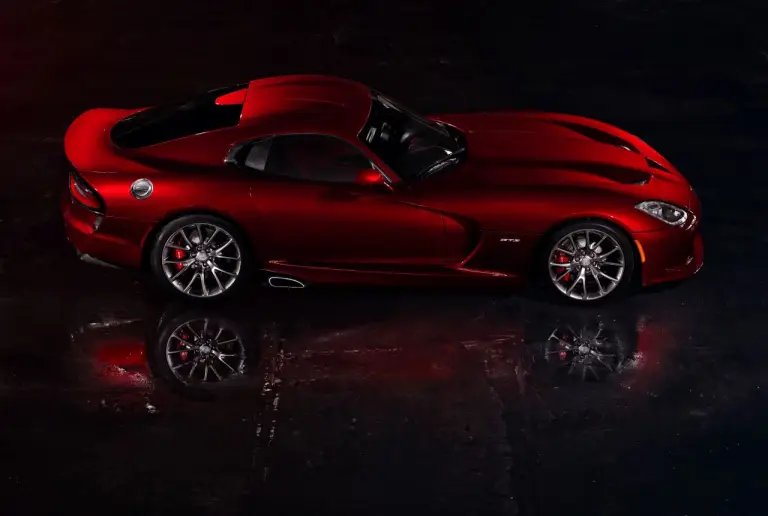 Dodge SRT Viper - 11