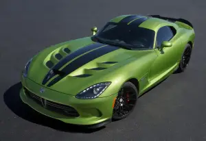 Dodge Viper 25th Anniversary Edition - 14