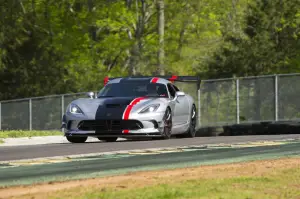 Dodge Viper ACR MY 2016