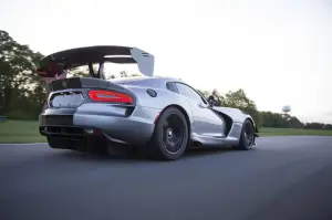 Dodge Viper ACR MY 2016