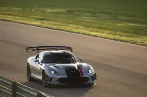 Dodge Viper ACR MY 2016