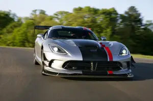 Dodge Viper ACR MY 2016