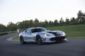 Dodge Viper ACR MY 2016