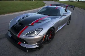 Dodge Viper ACR MY 2016