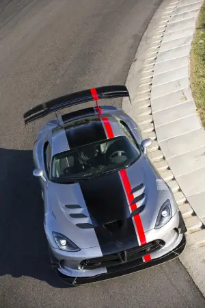 Dodge Viper ACR MY 2016