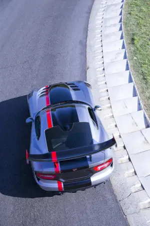 Dodge Viper ACR MY 2016