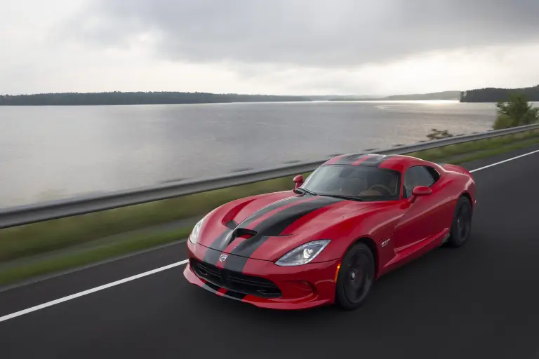 Dodge Viper MY 2015 - 43