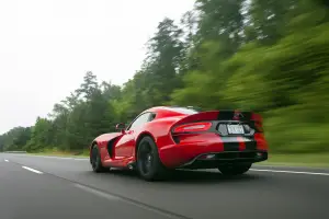 Dodge Viper MY 2015