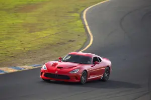 Dodge Viper SRT MY 2015 - 10