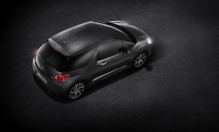 DS 3 Black Lezard - 1