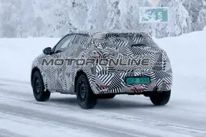 DS 3 Crossback foto spia 31 gennaio 2018