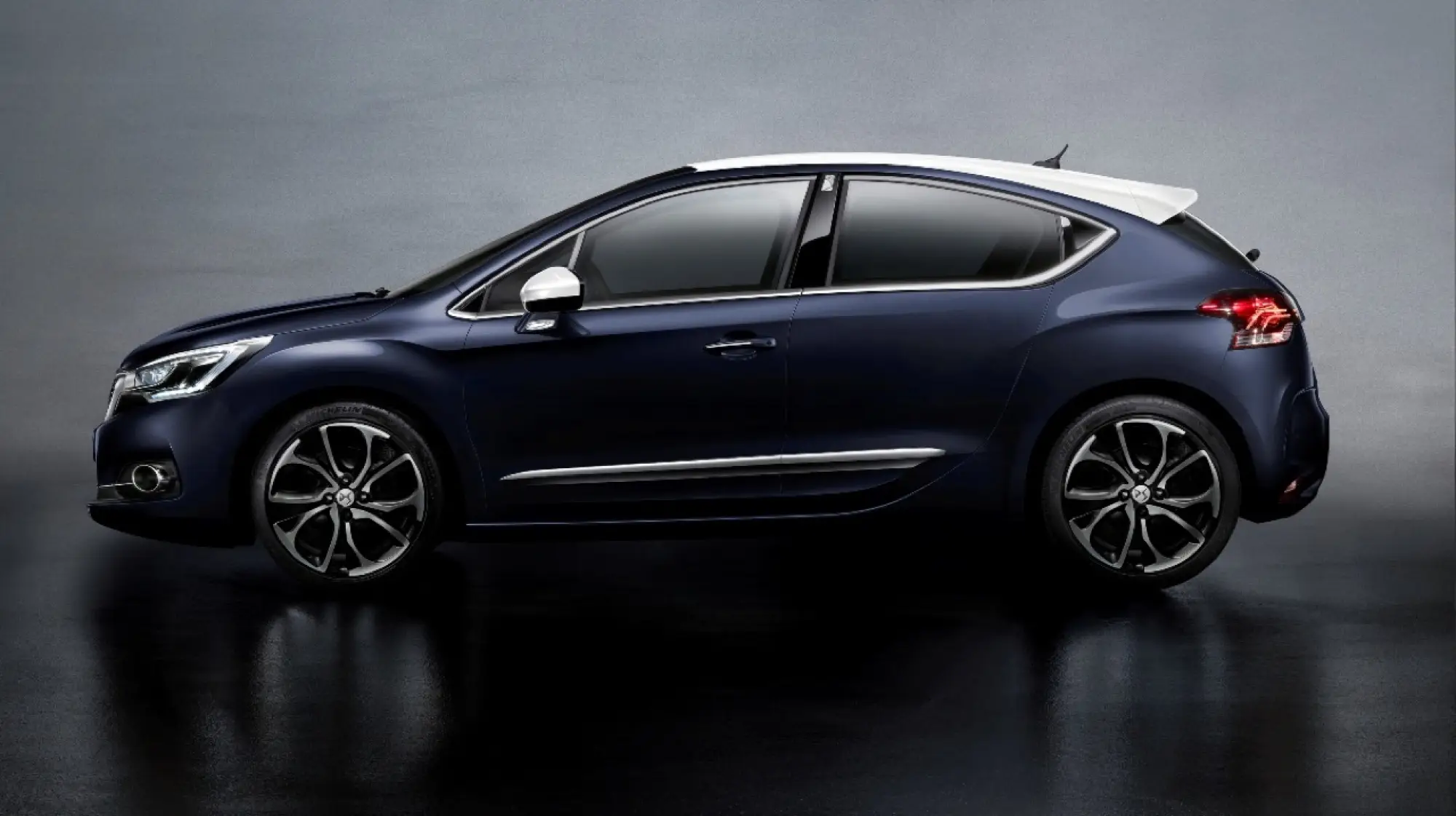 DS 4 OPERA BLUE - 1