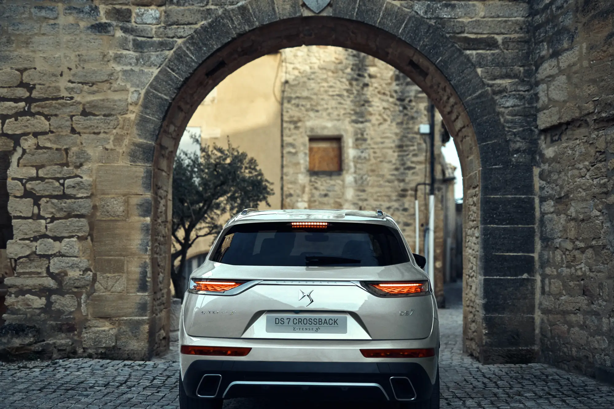 DS 7 Crossback E-Tense - 11