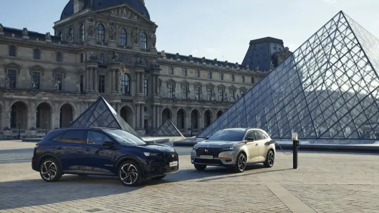 DS7 Crossback E-Tense Louvre Limited Edition - 22
