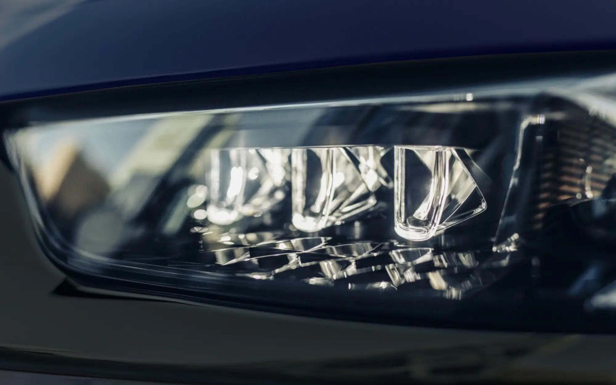 DS7 Crossback E-Tense Louvre Limited Edition - 23