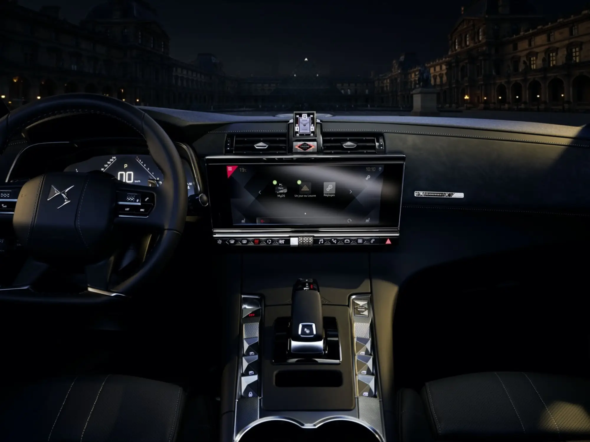 DS7 Crossback E-Tense Louvre Limited Edition - 27