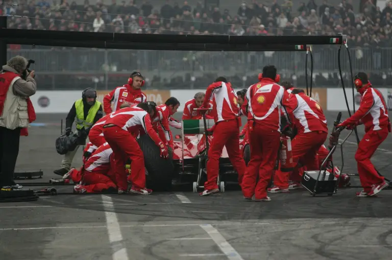 Esibizione Ferrari F1 al Motor Show di Bologna 2011 - 14