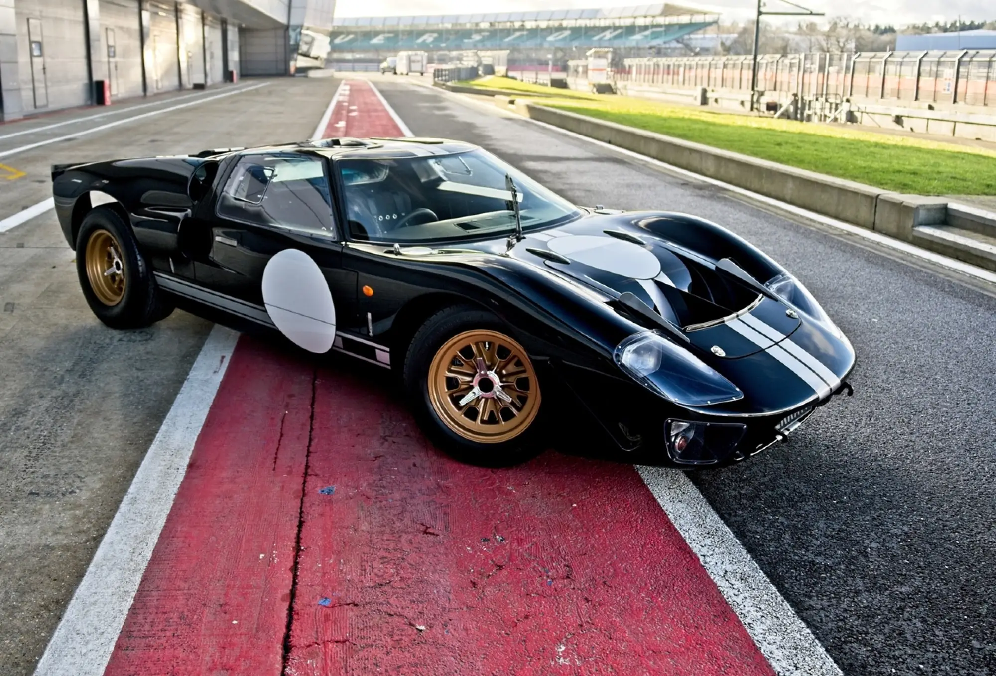 Everrati GT40 - Foto - 12