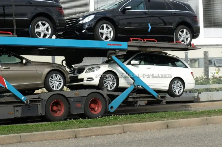 Facelift della nuova Mercedes Classe C - 4