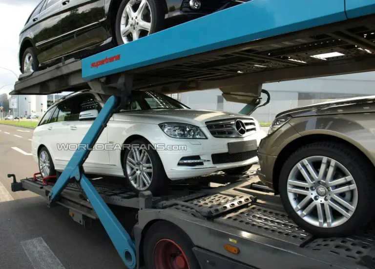 Facelift della nuova Mercedes Classe C - 6
