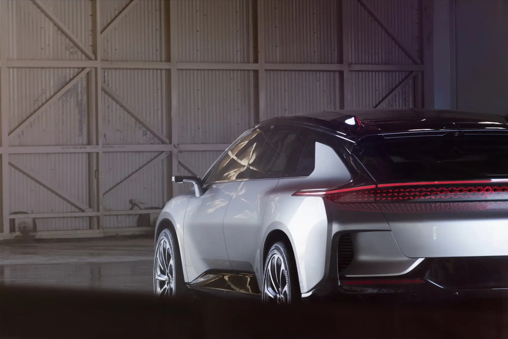 Faraday Future FF 91 - 24