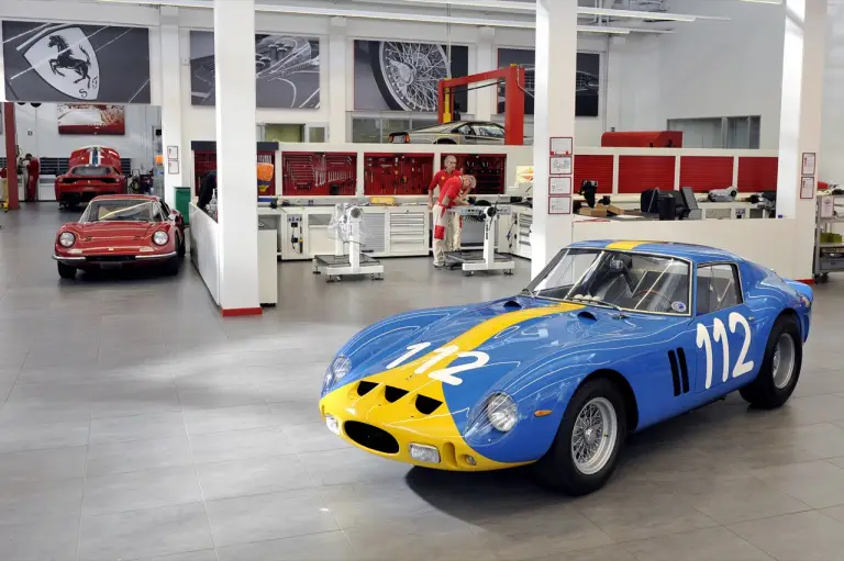 Ferrari 250 GTO - la lady blu - 4