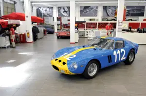 Ferrari 250 GTO - la lady blu - 8