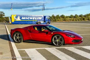 Ferrari 296 GTB - Prova su strada e su pista - 5